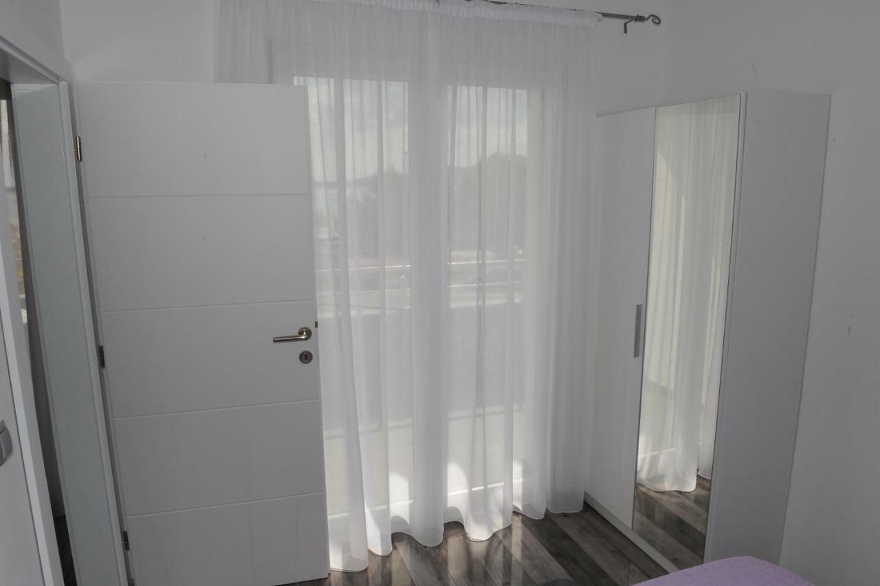 Apartment Odak Brodarica  Eksteriør billede